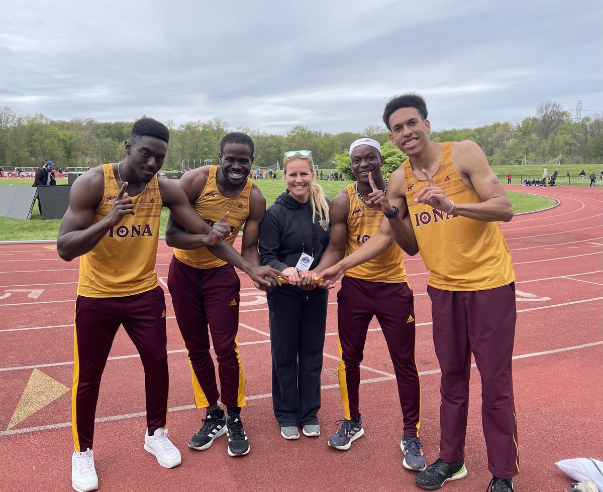 YelenaDickerso2's tweet photo. The men's 4x100 (Providence, Fullerton, Forson and Tabois) brought it today (40.86)! Conference record, school record and gold! 💨🔥🥇🙏#hardwork #trackfast #teammates #grateful @IonaXCTF https://t.co/0YoA0cL3tJ