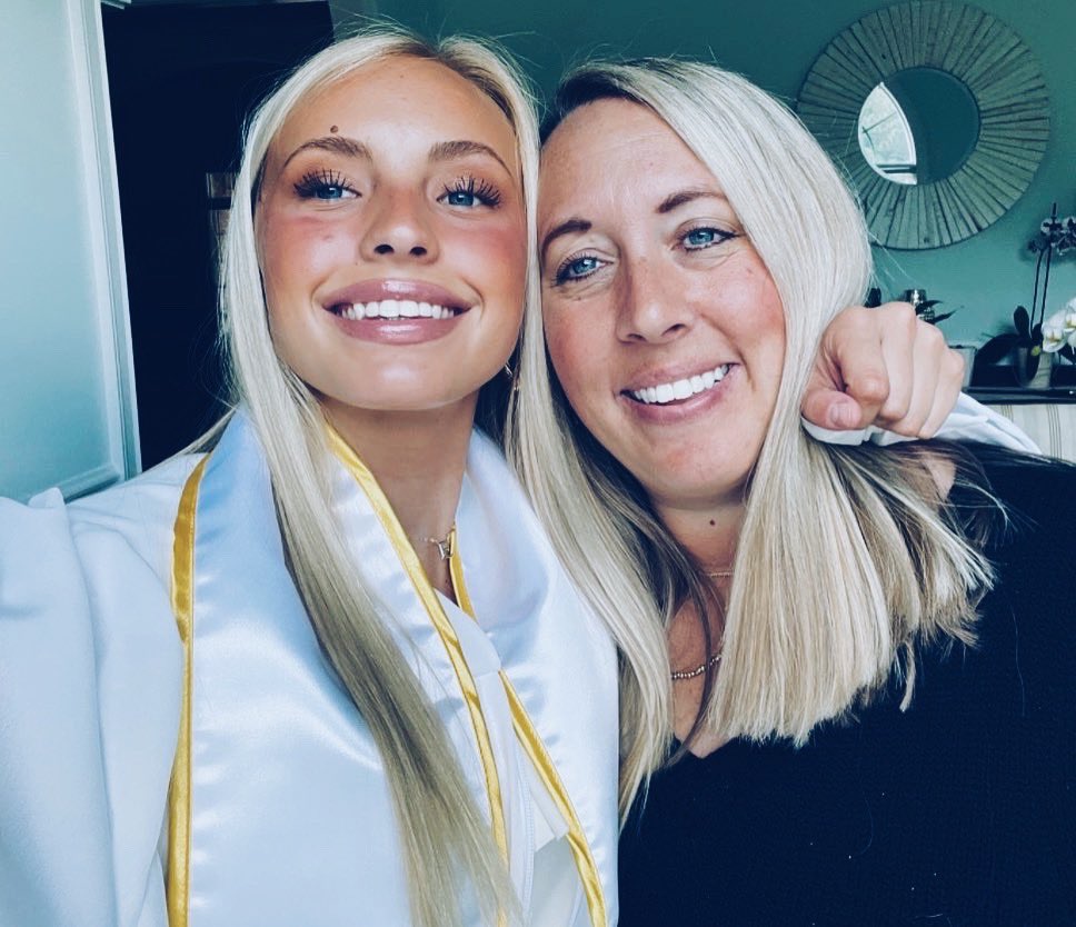 Happy Mothers Day to the most Godly woman I know, i love you 🧡