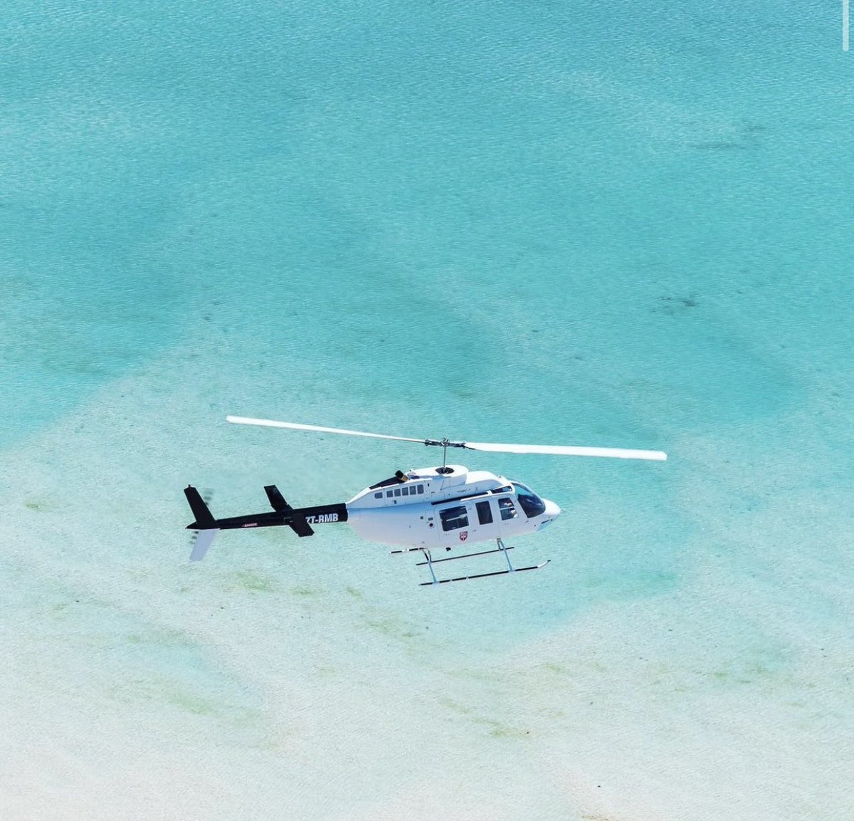 The best way to travel to Azura Benguerra Island is by helicopter with @wildlife_helicopters 🚁 

A short and stunning flight straight from VNX airport that will kick off your holiday in style.

📸 @tamalyn_wright