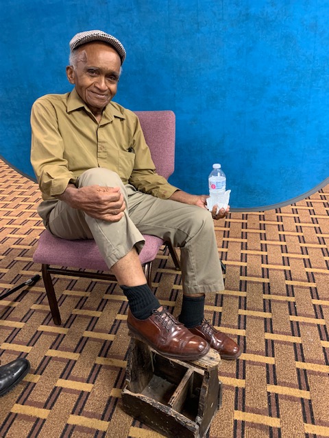 aams_az's tweet photo. Mr. Kendrick, of Tucson, has his own museum and he still has his shoe shine kit from when he was a child over 80 years ago growing up in Texas. Donate Here https://t.co/EqGbzC2323 #LivingHistory #USHistory #StoryTelling #AZHistory https://t.co/oD3oXjMCE6