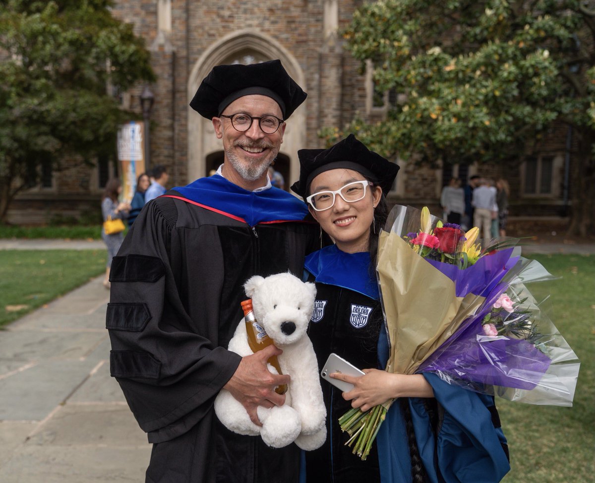 A huge graduation gift for my hooding week from <a href="/NatureCellBio/">Nature Cell Biology</a>. Thanks <a href="/Ken_Poss_Lab/">Ken Poss</a> for this memorable and incredible journey! Big thanks to my colleagues and collaborators for all their helps and support <a href="/gaziou/">jianhong ou</a>, Adam Shoffner, <a href="/lab_cao/">Jingli Cao Lab</a>, Dr. Greg Crawford &amp;  <a href="/yuefeng_1/">Feng Yue</a> labs.
