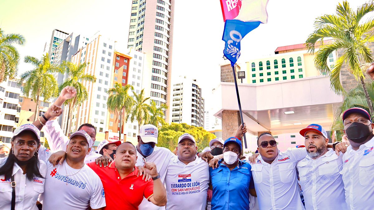 raulpinedav's tweet photo. Hoy se consolida la fuerza, lealtad y firmeza de la RESISTENCIA en mi querido San Miguelito. 

Vota 4✅ 3er Subsecretario https://t.co/VHeegAUcRu