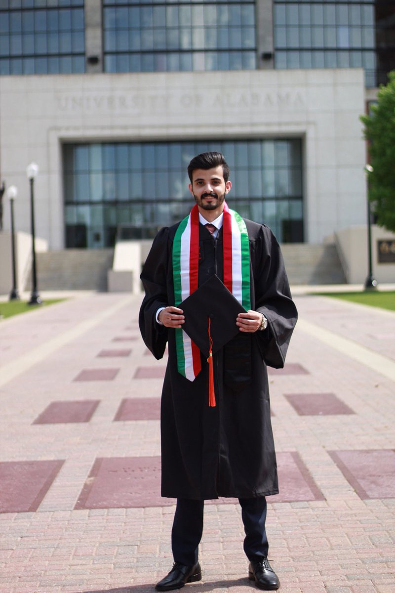 ﴿ رَبِّ أَوْزِعْنِي أَنْ أَشْكُرَ نِعْمَتَكَ ﴾
الحمدُ لله ما تناهى دربٌ ولا خُتم جهدٌ ولا تم سعيٌ إلّا بفضله
تم تخرجي من جامعة
University of Alabama
وحصولي على درجه بكالوريوس 
بتخصص هندسه كيميائيه 
واسأل الله التوفيق لي ولكم 
م. عمر حسين الشيباني