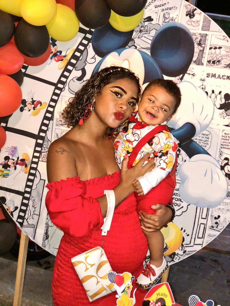 eubella_rhay's tweet photo. ' Gratidão a deus pelo melhor presente q ele me deuu , são minhas vida todinhaaaa ..🙏🥰🥰😭 https://t.co/ssleDrNiFr