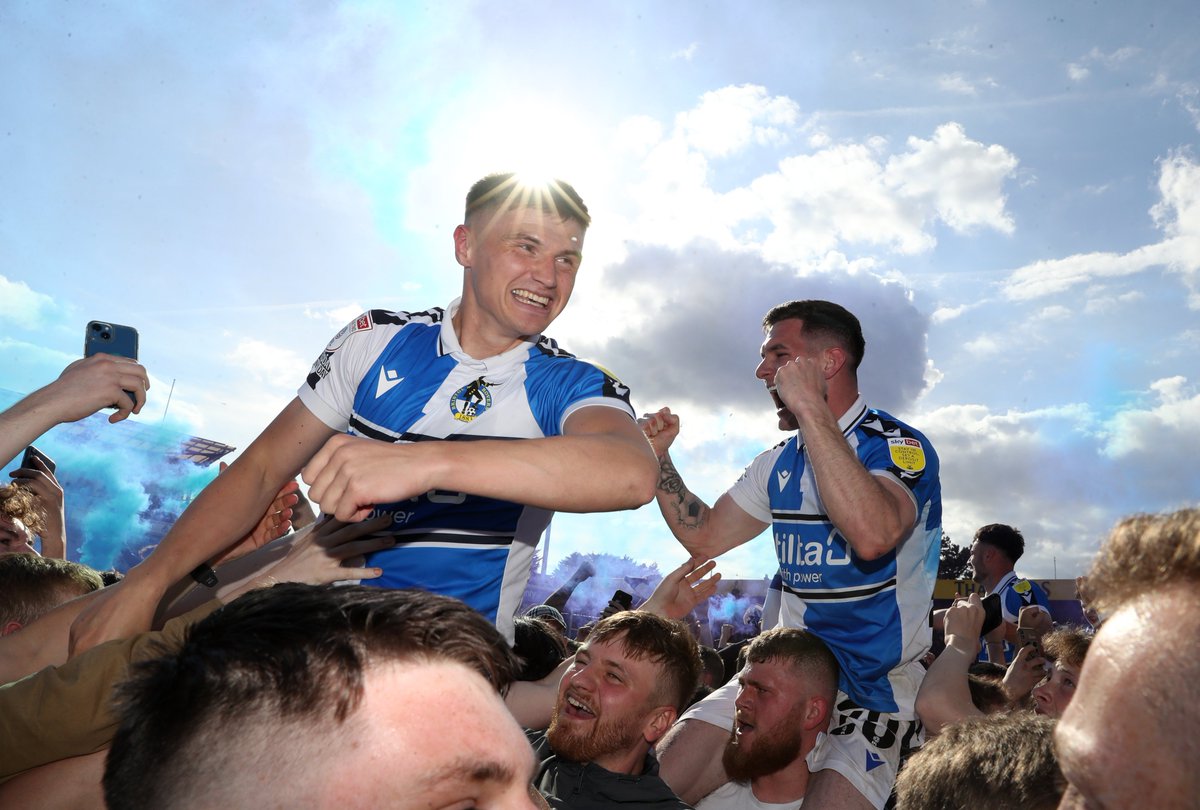 Well done @HarveySaunder10, promoted with Bristol Rovers from League One yesterday.