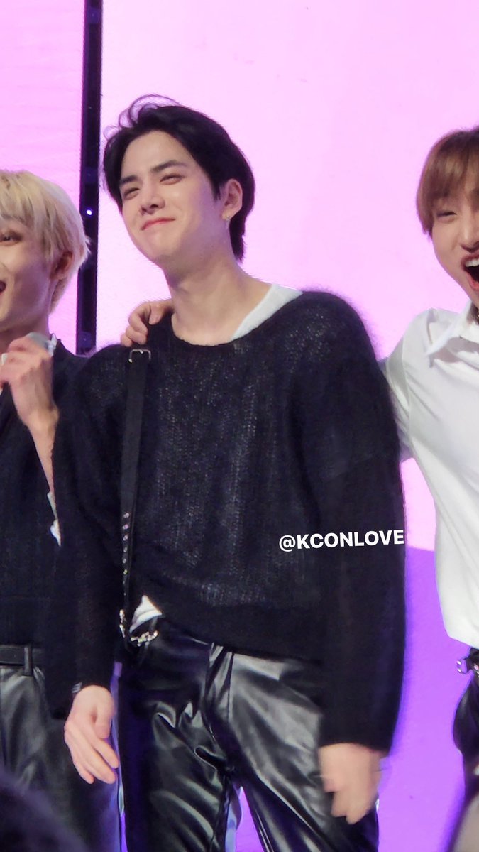 kconlove's tweet photo. 220508 #케이콘 #KCON #더보이즈  사랑해… https://t.co/d15y15lo1S