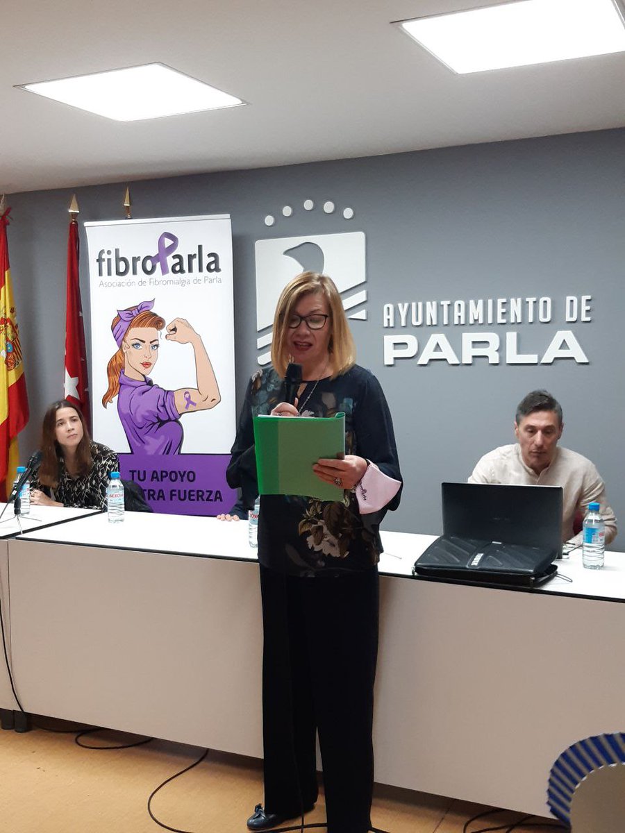 CsParla's tweet photo. 📸 Esta mañana @CsParla hemos asistido a las ponencias y lectura del manifiesto @FibroParla con motivo del Día Mundial de la Fibromialgia. #Parla https://t.co/ObJ11FmZxF