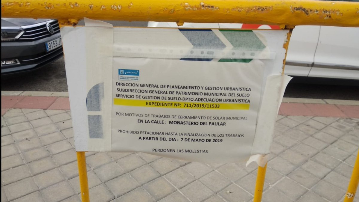 Hoy, precisamente, se cumplen tres años desde que se iniciaba la actuación de desmonte del talud por parte del ayuntamiento; como nos habían prometido, cumplieron plazos. Si la <a href="/ComunidadMadrid/">Comunidad de Madrid</a> hubiera querido, se podría haber inaugurado el IES de Montecarmelo para el curso 2021