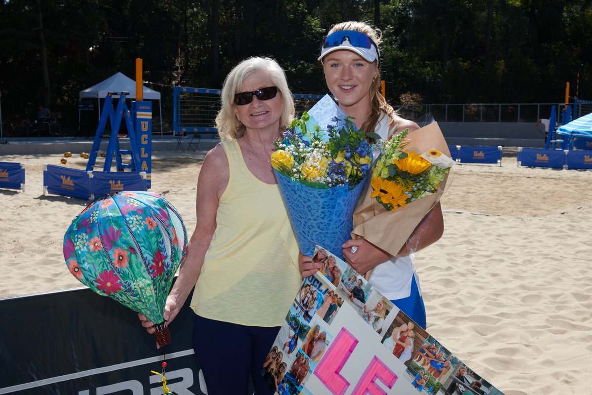 uclabeachvb's tweet photo. Happy Mother's Day to the moms of our seniors, Maggie Walters and @LeaMonkhouse!

#GoBruins 🏖️🏐🏆🏆 https://t.co/Njbf8bCmuf