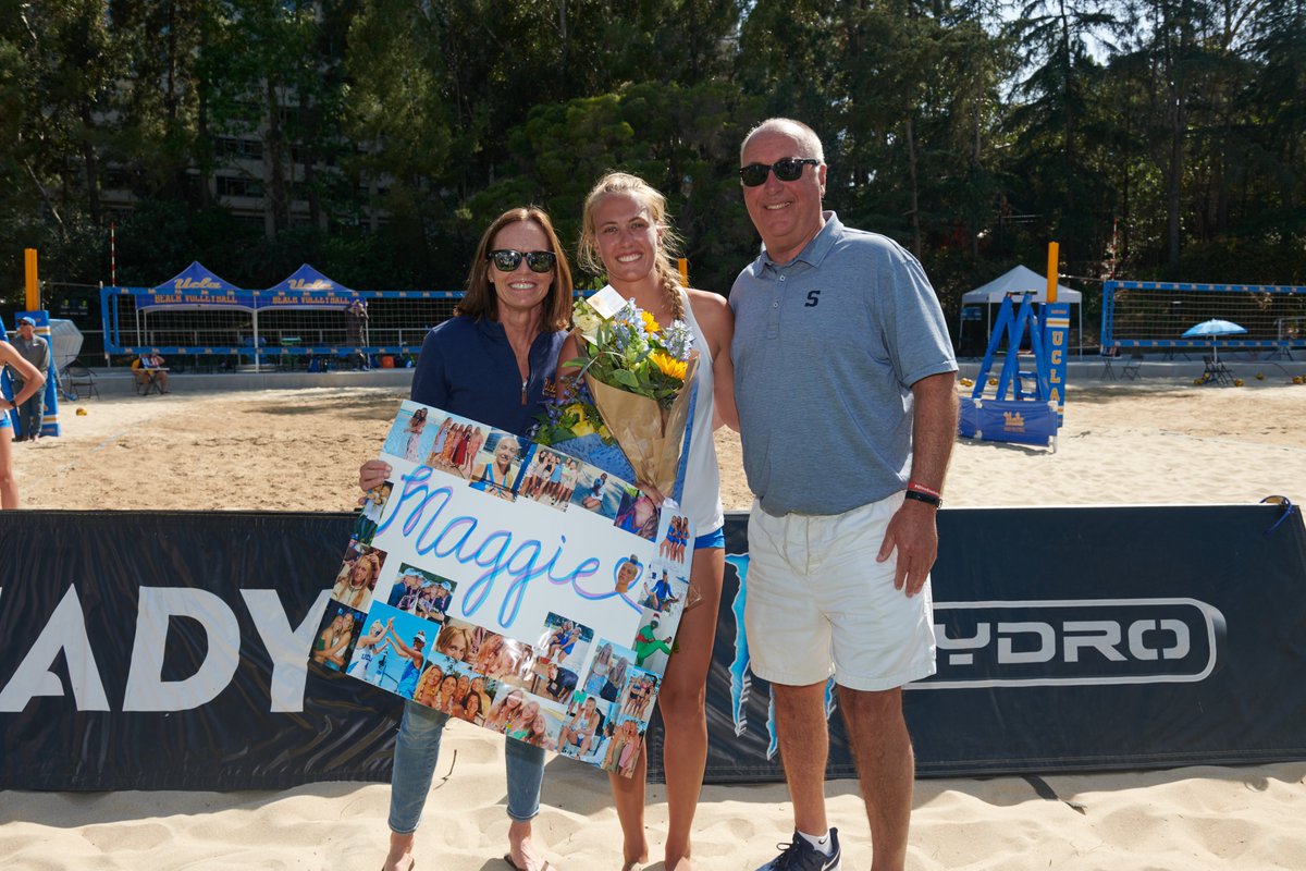 uclabeachvb's tweet photo. Happy Mother's Day to the moms of our seniors, Maggie Walters and @LeaMonkhouse!

#GoBruins 🏖️🏐🏆🏆 https://t.co/Njbf8bCmuf