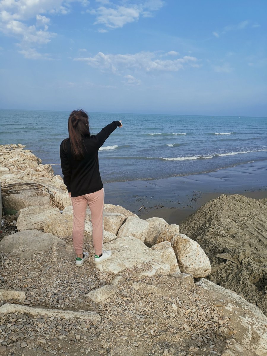 1DollarSasuke's tweet photo. Nessunx:
X fan di aot randomicamente al mare:
#ErenJaeger #AttackOnTitan #ShingekiNoKyojin #ereh https://t.co/nV3rbxyaQn