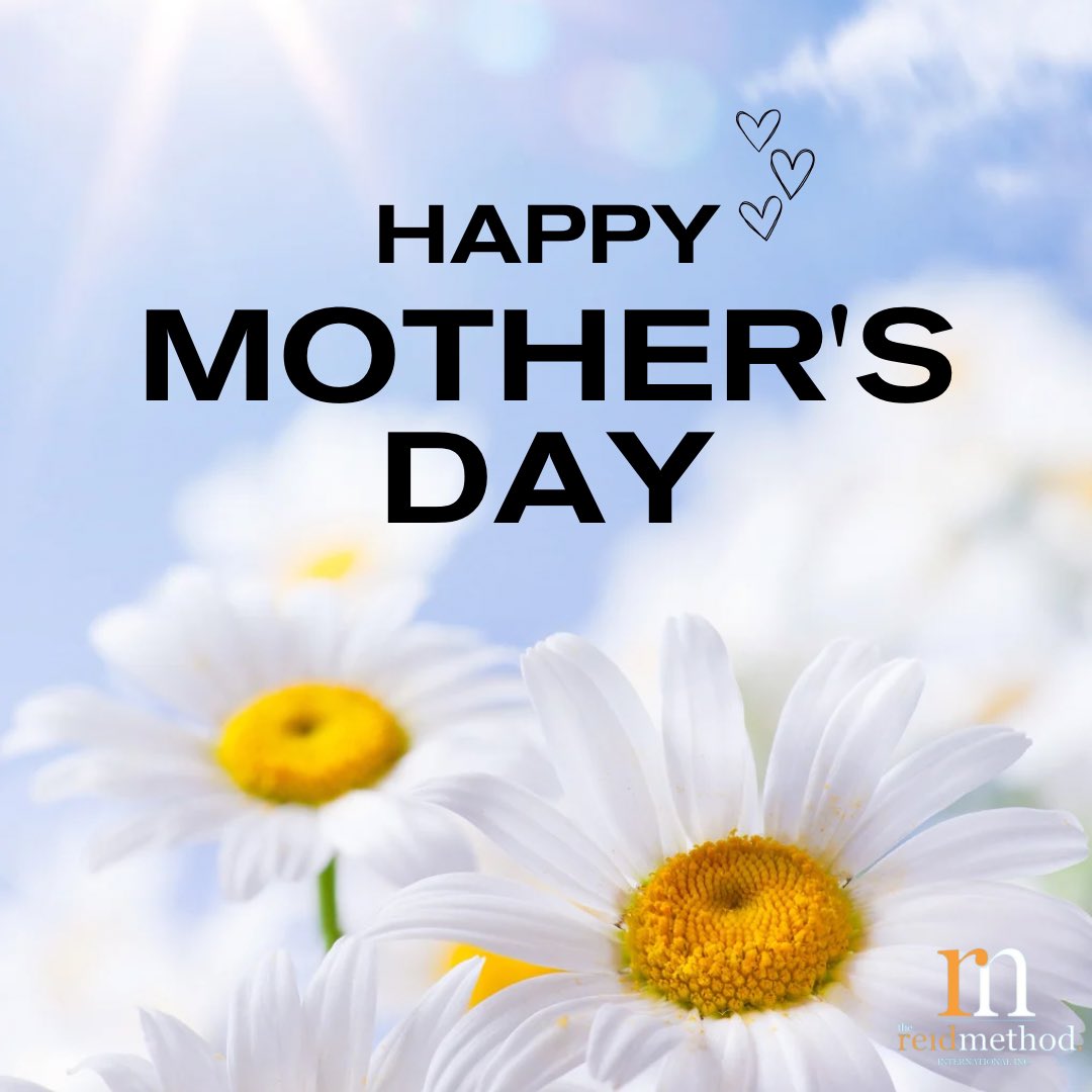 TheReidMethod's tweet image. To all of the different Mom&apos;s of the world today- Happy Mother&apos;s Day! Wishing everyone a great day spent with family 💙 #HappyMother&apos;sDay #Mother&apos;sDay2022 #TheReidMethod