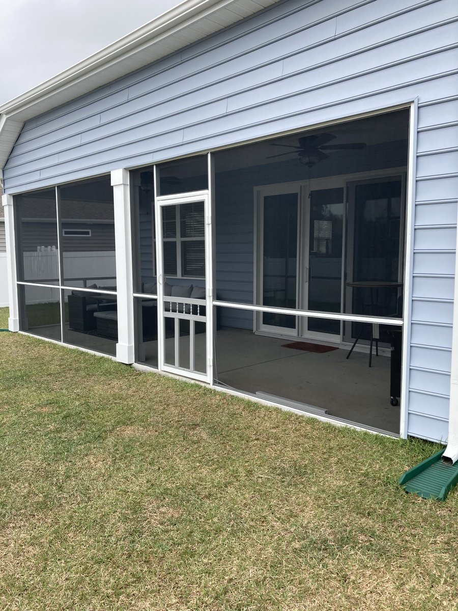 GatorStrongServ's tweet photo. Summer is coming and so are the bugs. Enjoy your porch without the bites or need of bug spray with DEET. Contact us today to start your estimate.
#screeninporch #porchscreen https://t.co/nPPB3ndjMy