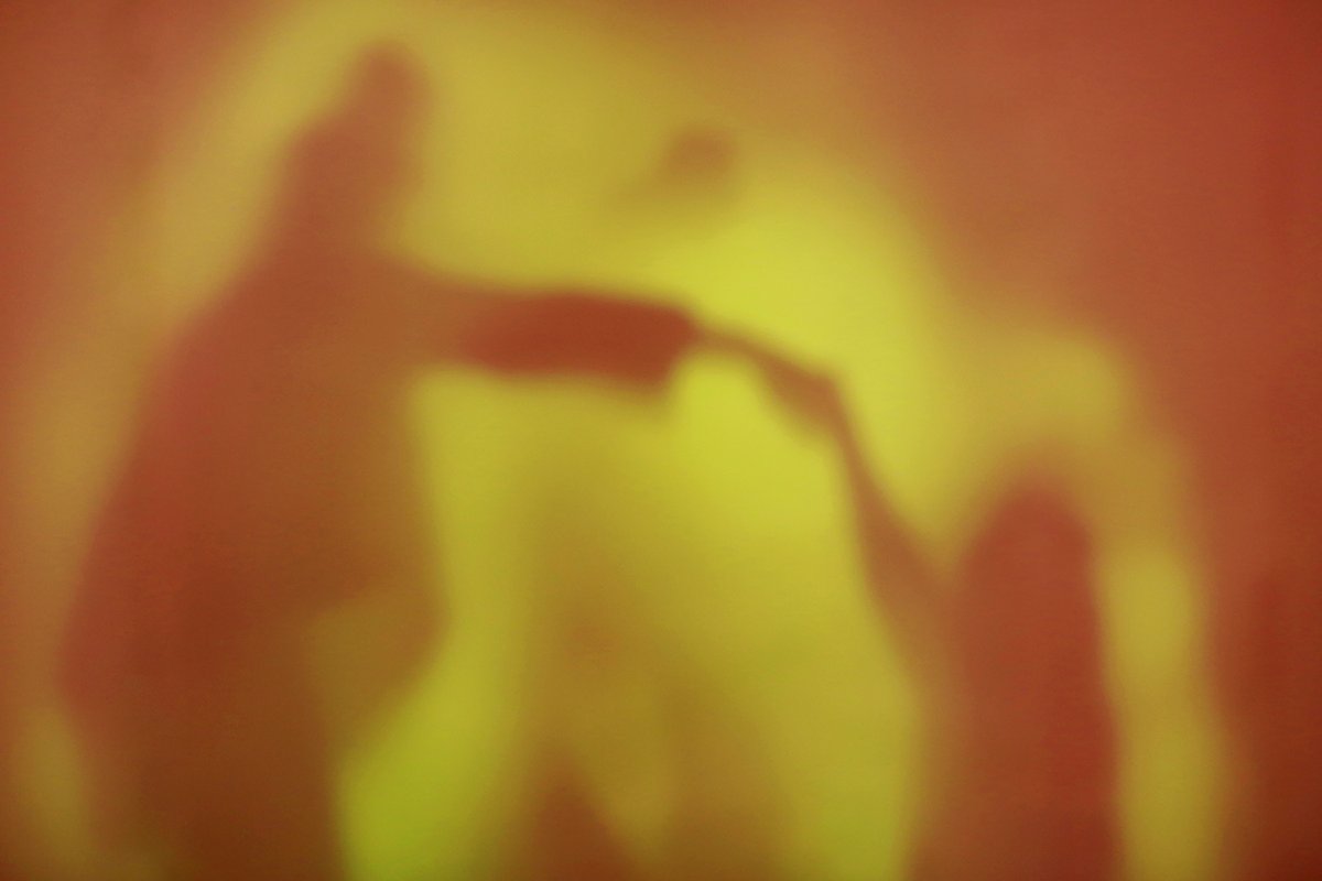 UCLEastEngage's tweet image. #KnowledgeExchange 'Patterns of Connection' explores the connection between us &amp;amp; our environment through touch/sound

❓Inspired by this project? How would you show these connections? You could use photos, drawing and more! Share your creations with us!

🎨ucl.ac.uk/culture-online…