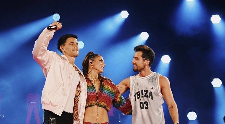 wavestinita's tweet photo. la amistad de tini con los mya >>> https://t.co/0fPG2Ir0yl