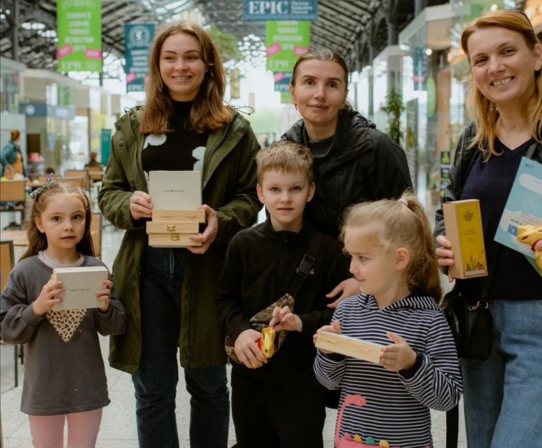 EPICMuseumCHQ's tweet photo. Wonderful shots from a recent visit with #PlayinPeace - a fundraiser supporting Ukrainian children and mothers in Ireland. Find out more about the cause and how to get involved https://t.co/ZO4vWBuEOJ #EPICMuseum https://t.co/KtN0JWSL97