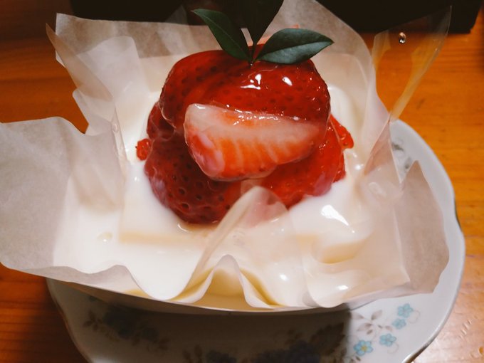 GOKANの練乳イチゴケーキ🍰 