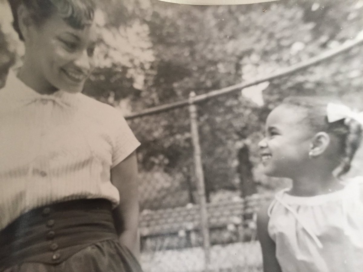 DyanaWilliams's tweet photo. “I’ll always LOVE my mama…she’s my favorite girl” Mama Nancy Neuman & daughter @Dyanawilliams lyrics: @mrkennygamble music: #leonahuff https://t.co/S79AaTqdam