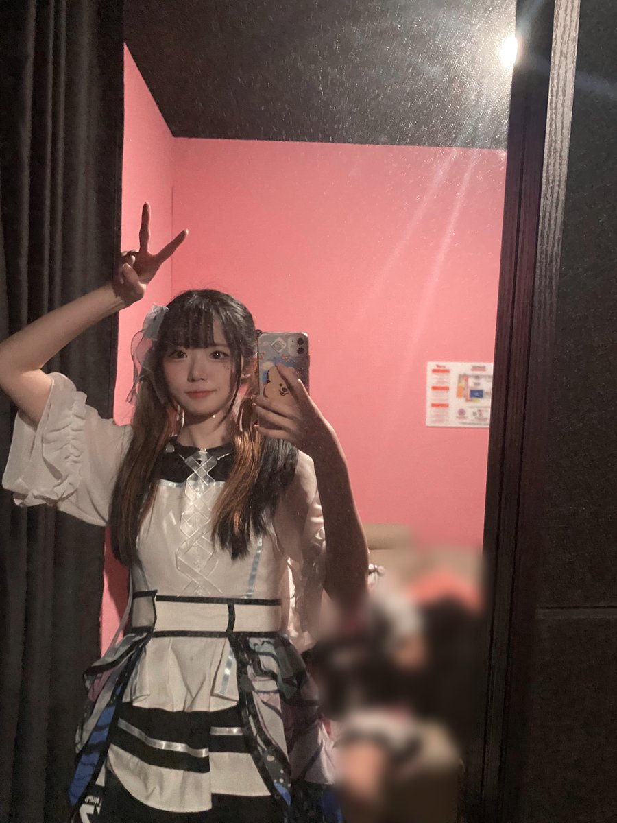 Mewro_NAB2's tweet photo. 5/7 아이돌 아레나, 5/8 이이챤스 후기 - https://t.co/C3daqTYqsm

오랜만에 양일 겐바!
오늘의 인연도 특별하고 반가웠어요!!
현장에 있던 모든 분들 수고많으셨구 오늘의 나비냥을 보러 와쥬셔서 감사합니다🐬🐬 https://t.co/6baS7CBZ82