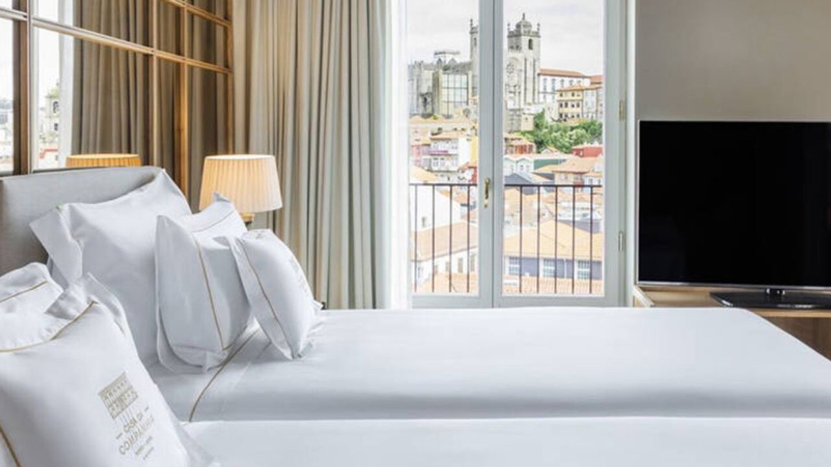 cppluxury's tweet photo. Casa da Companhia in Porto, Portugal to reopen as a Vignette Collection Hotel (IHG)

https://t.co/XriVwRYwYn 

#IHG #CasadaCompanhia #Porto #Portugal #VignetteCollection #luxury #luxuryhotels #hotels #newopening @IHGCorporate @VignetteHotels https://t.co/UqJd49is4U