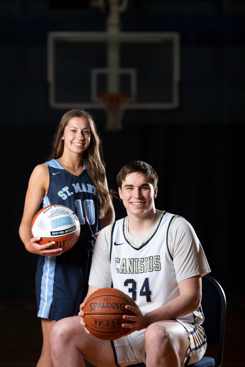 hsjrphoto's tweet photo. Congratulations to @declanryan05 and @shay_ciezki Buffalo News Players of the year! https://t.co/tUHZ0P4mSv