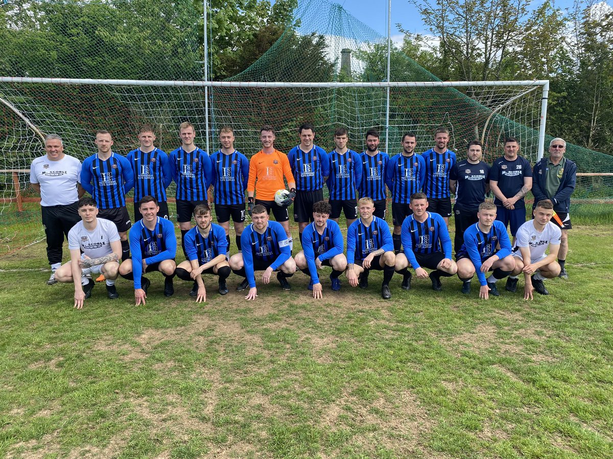 TheLakers1889's tweet photo. Home kit sponsored by @indeslates https://t.co/ObAGp0m65K