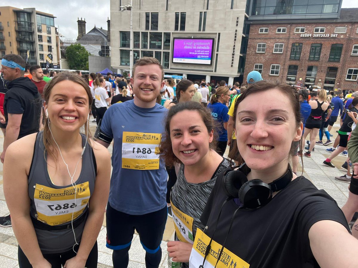 EmmaGladwin7's tweet photo. Leeds half! Completed in 2hr 14 minutes! Fantastic atmosphere 🥰🌞 https://t.co/uO8MPTmOgi