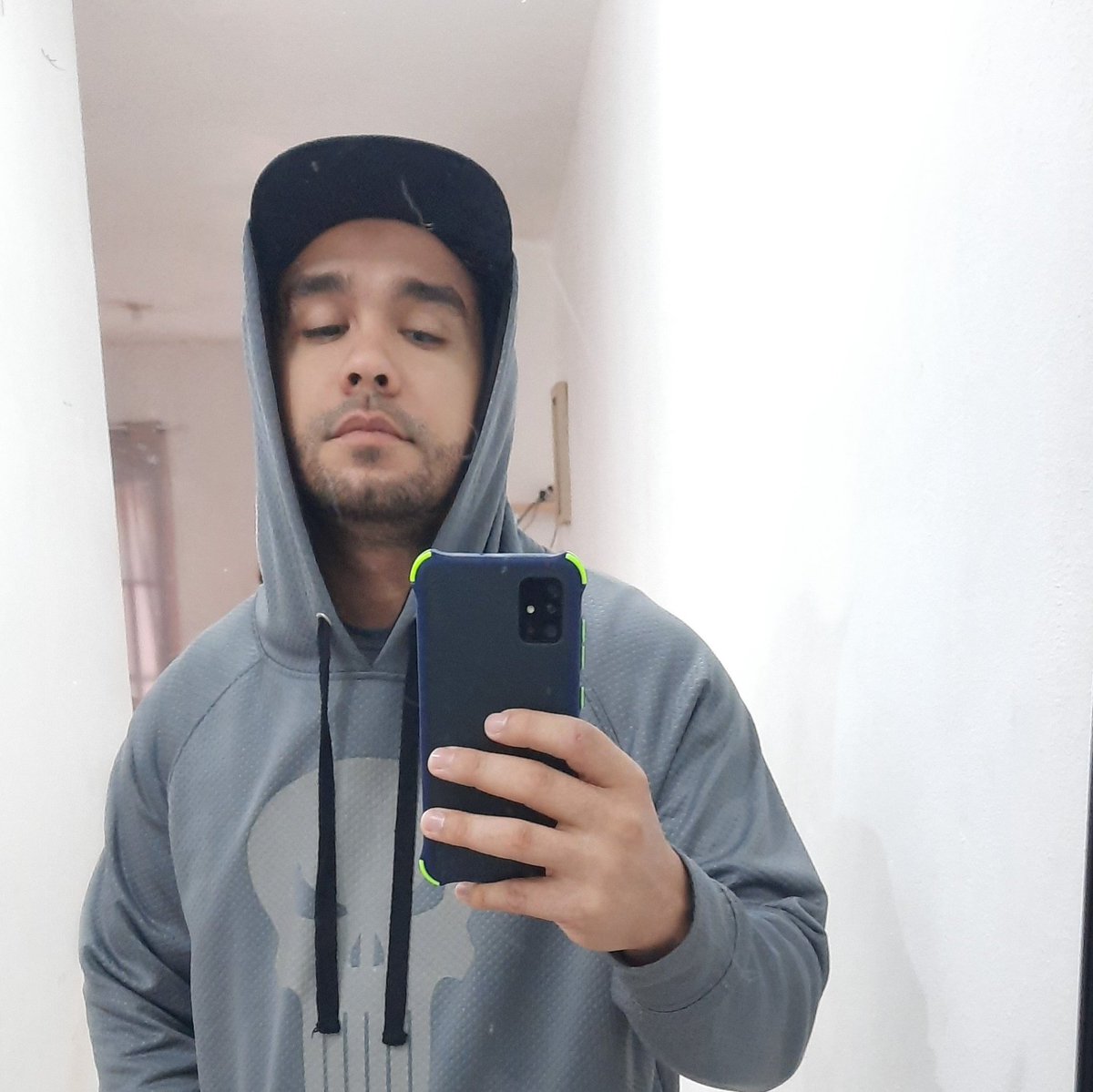 HenryR tweet media