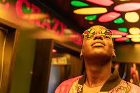 812filmreviews's tweet photo. Ncuti Gatwa is so good on SEX EDUCATION, a lightning rod of charm and comedic timing. A star from the moment he popped on screen. He’s going to be phenomenal as the next Doctor. #DoctorWho https://t.co/IiM1qjd8UC