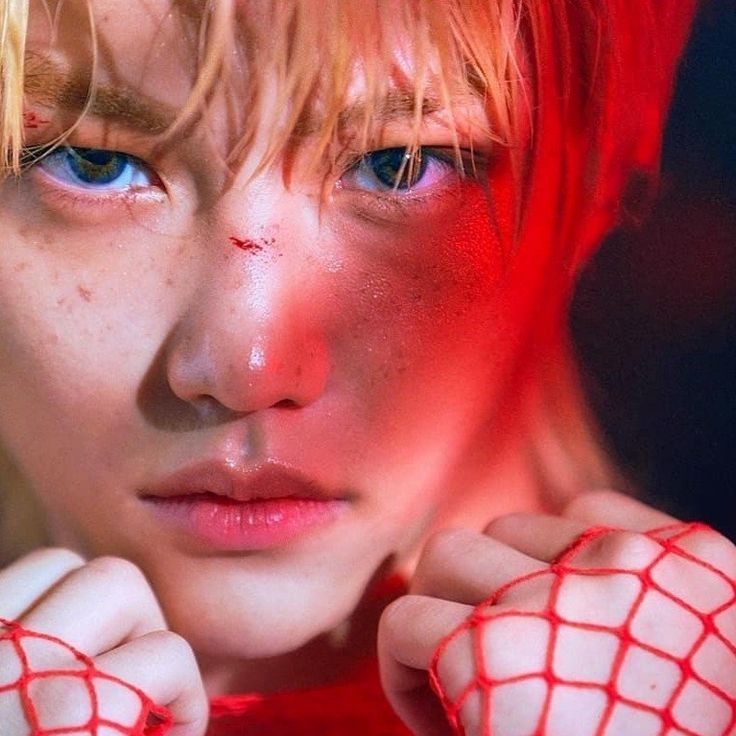 oweeniii's tweet photo. → hey! me llamo Owen 
→tengo 17 años 
...datos innecesariamente necesarios:
•me gustan los hombres.
•las mujeres dominantes me ponen tímido. 
•pueden decirme "wen" o como lo deseen.
•sexo.
#fakeland #roleplay #sexrol https://t.co/533d3ubRqf