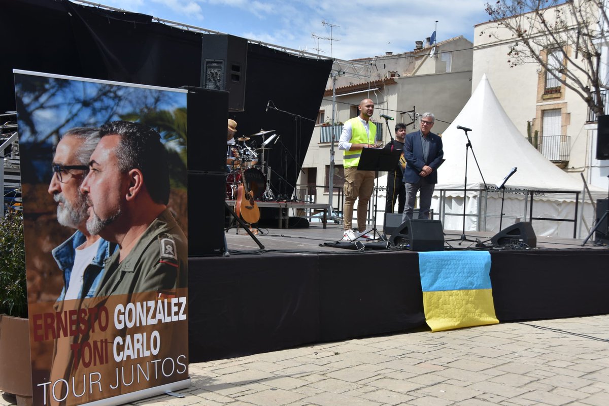AjTorredembarra's tweet photo. Avui #Torredembarra ha recaptat fons per #Ucraïna amb un concert ➡️«Junts amb Ucraïna»

Gràcies a t@ts!

📷 Anna F. https://t.co/sZkTZ4kPgG