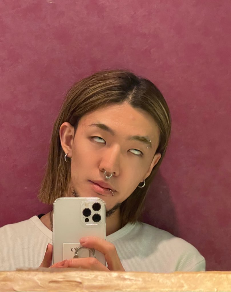 23fxxk's tweet photo. ボブに切ってlipを開けた記念すべき日だよ今日は！
lip rip amen... https://t.co/UUCxZWXWzw