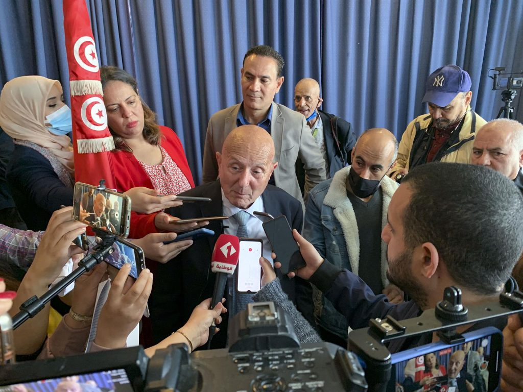 SoyNuevaPrensa's tweet photo. Manifestación de apoyo al presidente de Túnez pide procesar a la oposición - https://t.co/hg1DPPeUvX
#SoyNuevaPrensa #Africa #Paz #Politicos #Protestas #Rached #Global https://t.co/0To2IoiUib