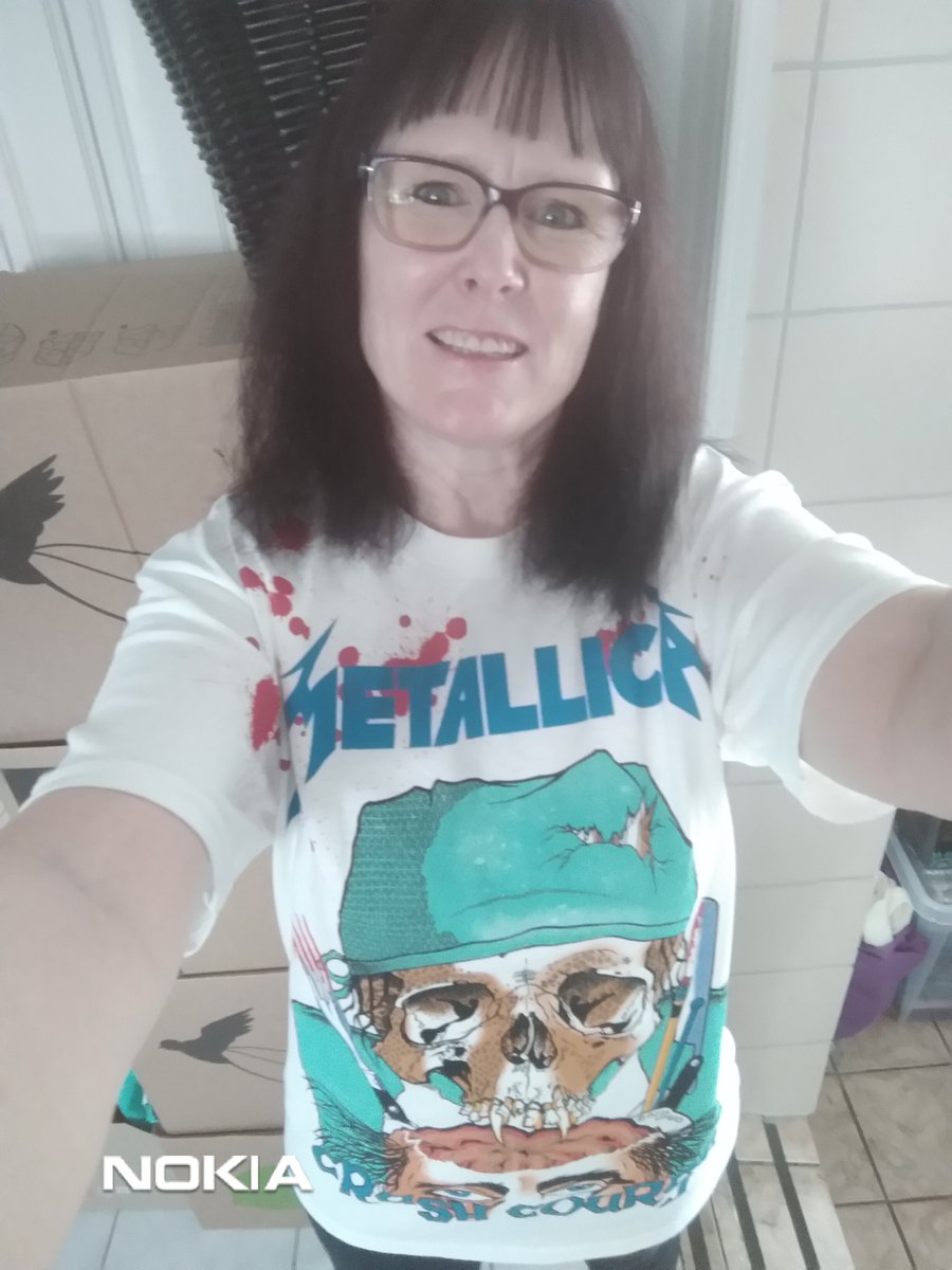 BakkeSissel's tweet photo. Sunday moods... #Metallica #Crashcourseinbrainsurgery #Fifthmember 🤘🖤🤘 https://t.co/BtU9B458NH