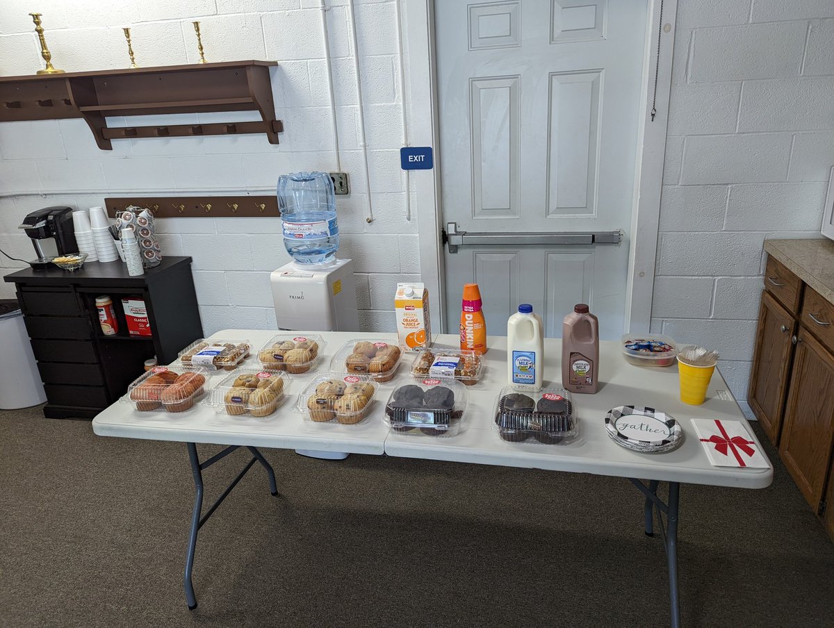Muffins with Mom at Hope Baptist Church if Shillington, PA! Come and join our service at 9:30am!