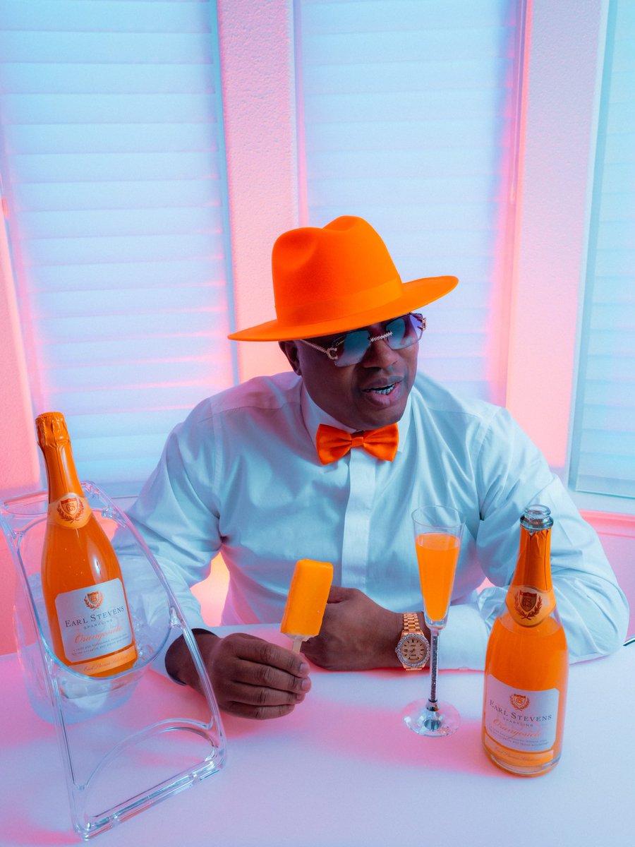 ORANGE SICLE SPARKLING WINE 🥂
by Earl Stevens #earlstevens