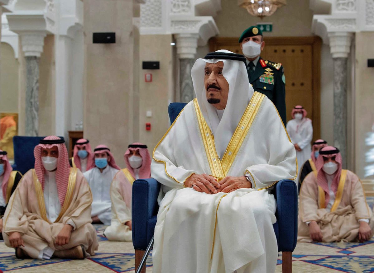 أسأل الله أن يحفظ سيدي #خادم_الحرمين_الشريفين ويعافيه من كل سقم، وأن يطيل في عمره ويمده بالصحة والعافية.
سلامتك يا سيدي من كل بأس 💚