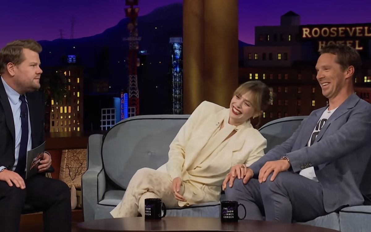 FraMultiverse's tweet photo. Multiverse of MOM #ElizabethOlsen #BenedictCumberbatch https://t.co/kp1OYTpJNr