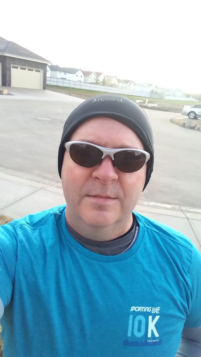 mjrichardson_to's tweet photo. [Fundraiser] 6:30 AM &amp; +2 C in Alberta as I start my 10 KM to raise funds for @Campfirecircle, to thank them for all they have done for our daughter, @AERsquared since her Cancer diagnosis in 2019..! 🛶⛺️🎼🎨🥳💜#SL10K #ChildhoodCancer #CancerDad

DONATE - https://t.co/NJ26MjZ9nu https://t.co/1zSA7JDU8F