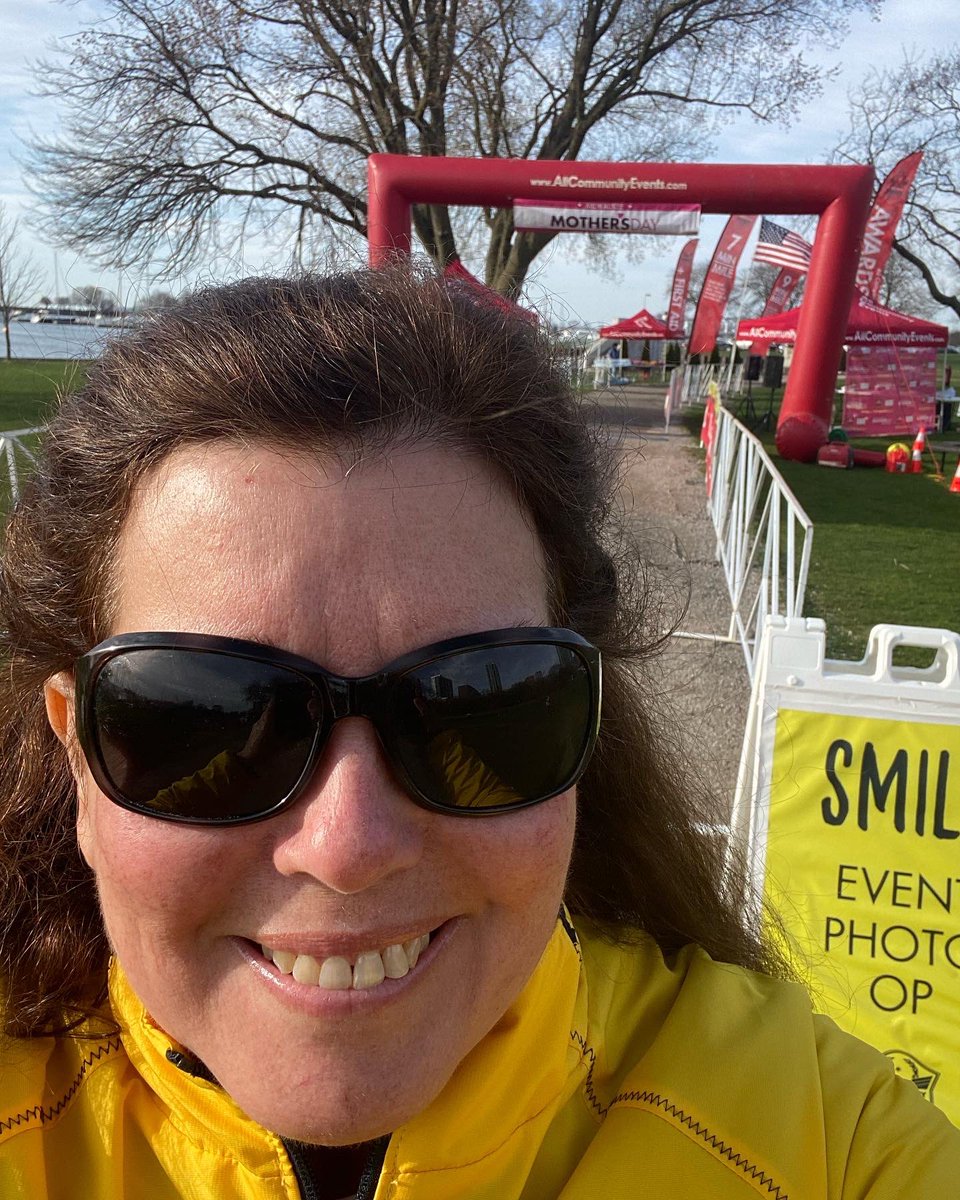 bellafiore3's tweet photo. I wish Anna was here but I’m ready to run the Mothers day 5K. That lake breeze can quit anytime now. Brrrr #runwithmom #mke #mothersday5k https://t.co/NgbRgLO4J6