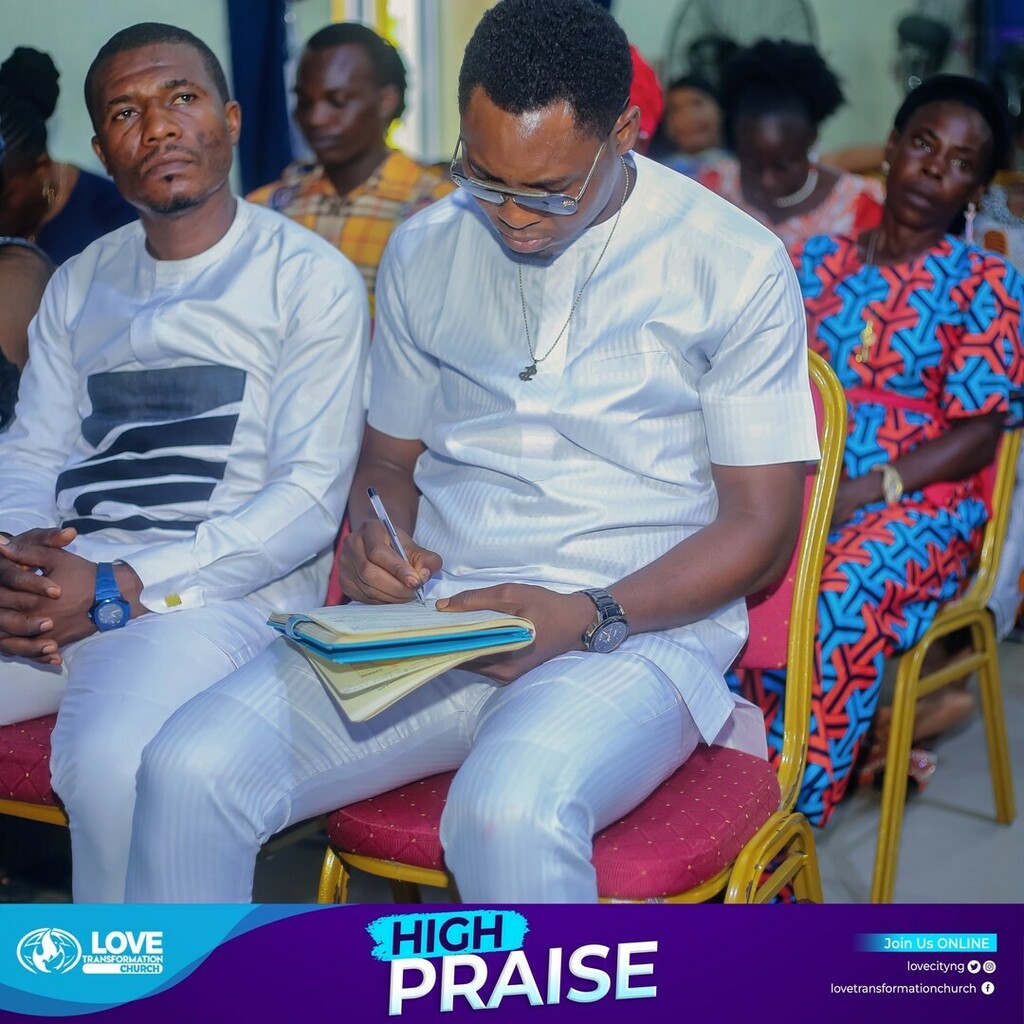 ltccathedral's tweet photo. SPEAKER: PST. PULLAH EBIPRE
#MonthOfHighPraise
#TransformationVoices
#ServiceInPictures
#LTCService #LTCONLINE
#Lovecityng #Lovetransformationchurch https://t.co/PtQuMkVnoO https://t.co/ZeJJNpU6c3