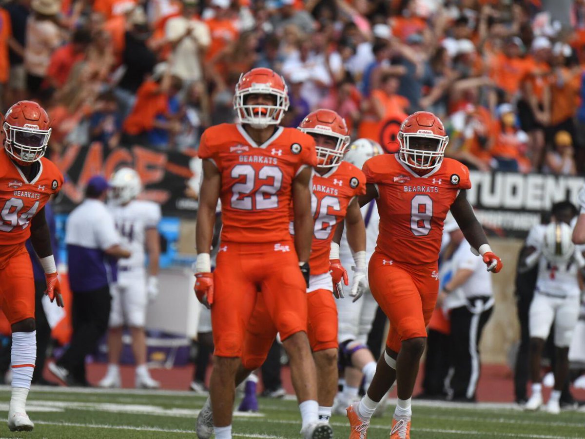 SportsofSHSU's tweet photo. One Year ago today: Sam Houston defeats James Madison 38-35 in an all time classic to advance to the FCS championship game. The Bearkats stormed back from a 21 point halftime deficit and we’re on to Frisco for the championship game https://t.co/jTA1VwdH4Z