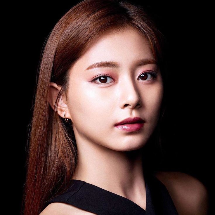 제가 눈이 제일 예쁘죠?