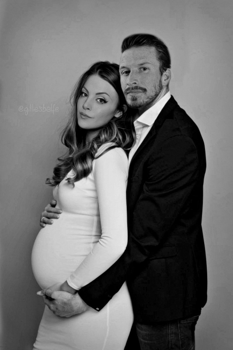 gilliesbalfe's tweet image. Happy Mother's Day to soon-to-be mummy Fallon Carrington Ridley!💐💞
#Dynasty
#FallonCarrington #Falliam