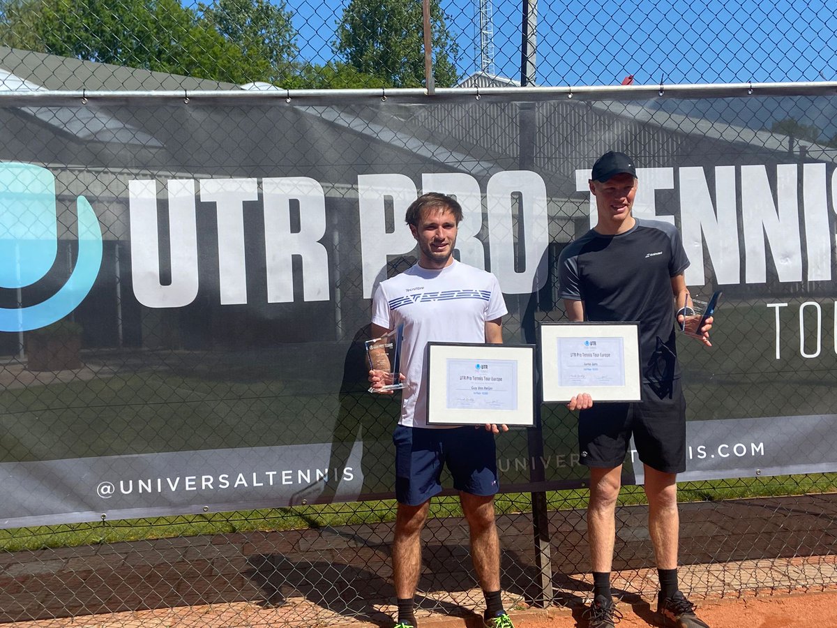 SportskillsPTT's tweet photo. Winner Guy den Heijer (l) and runner up Jarno Jans (r) with their trophies, certificates and big smiles!
Thanks for the great matches and see you soon at our next UTRPTT event!
#UTRPTTBlaricum #toptennis #blaricum #bltcinbetween #tennis #universaltennis #bltc https://t.co/btAyGT5e75