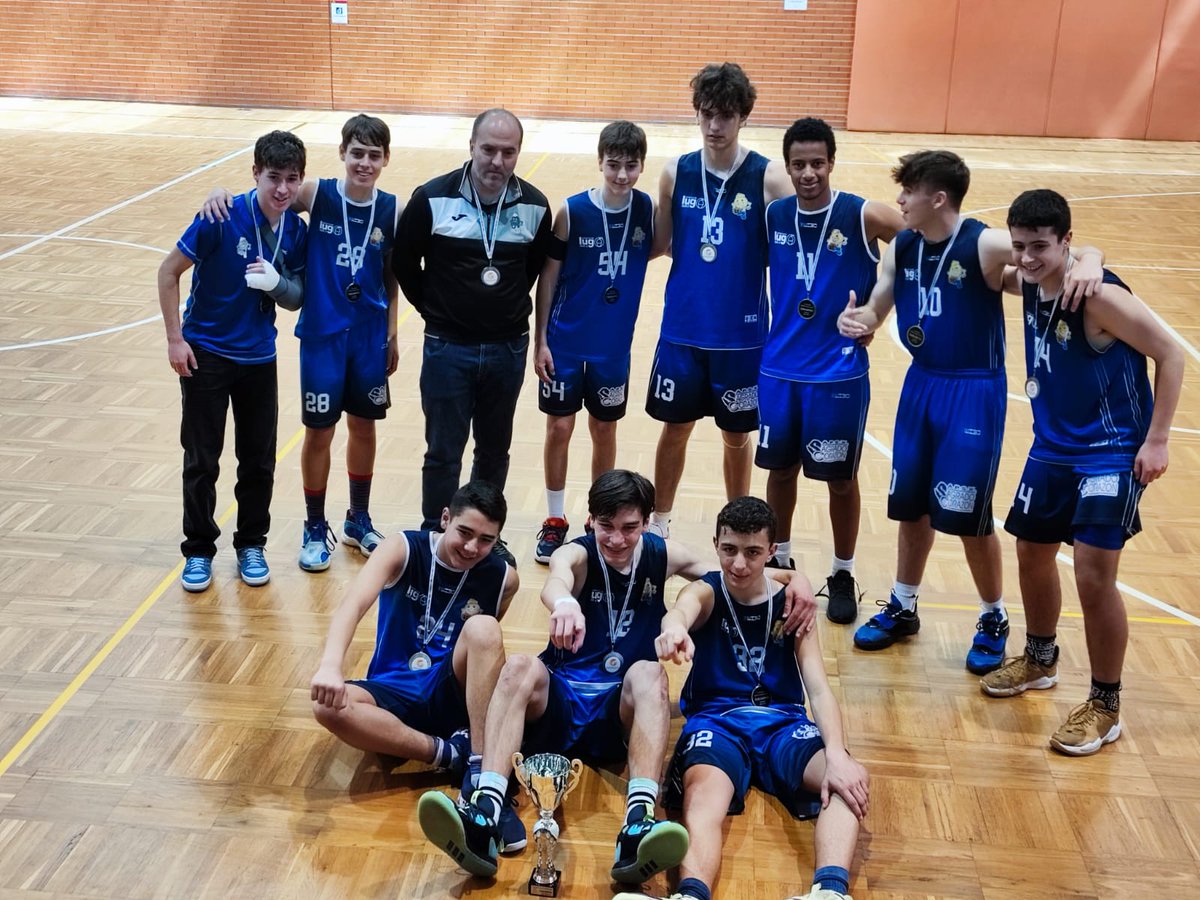 manelfreire's tweet photo. Subcampeonato gallego para Ensino Axsc, compitiendo siempre contra un Obradoiro (90-72) plagado de fichados y becados. Grandes! https://t.co/KrElN0co6T