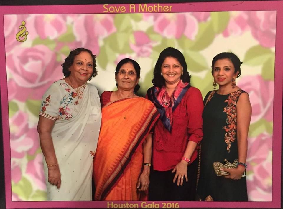 NeetaSane's tweet photo. Wishing all a Happy Mother’s Day! https://t.co/KGwSRSZp1M