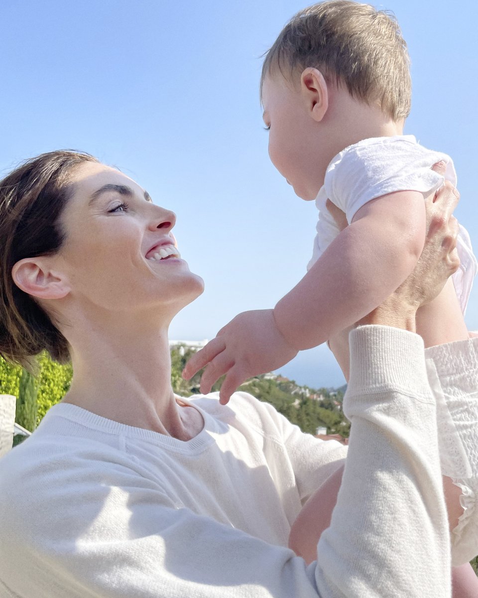 Clear Eyes tweet media