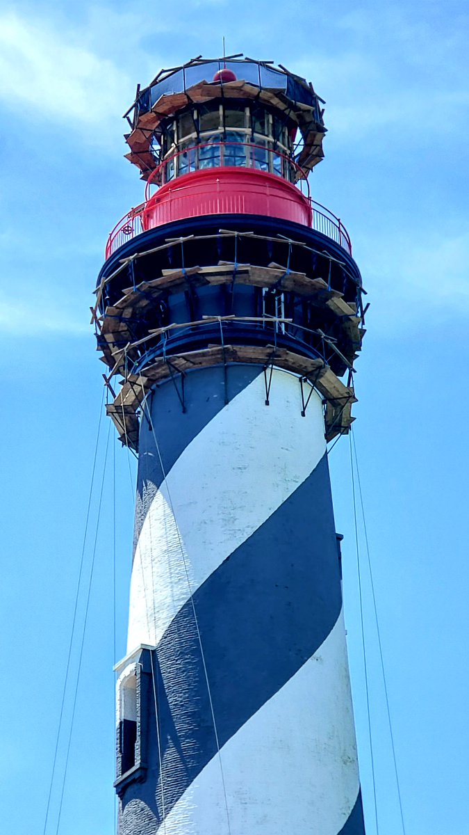 firstlighthouse's tweet photo. It’s #SundayFunday, which means it’s PUZZLE TIME! 🧩🧩 Click the link below to put together a 72-piece puzzle of this picture! Please post your completed one in the comments!
https://t.co/7UiXgjQ5WS
#LoveYourLighthouse #Puzzle #StAugustineLighthouse #StaLighthouse https://t.co/ZU3YkfHZHH