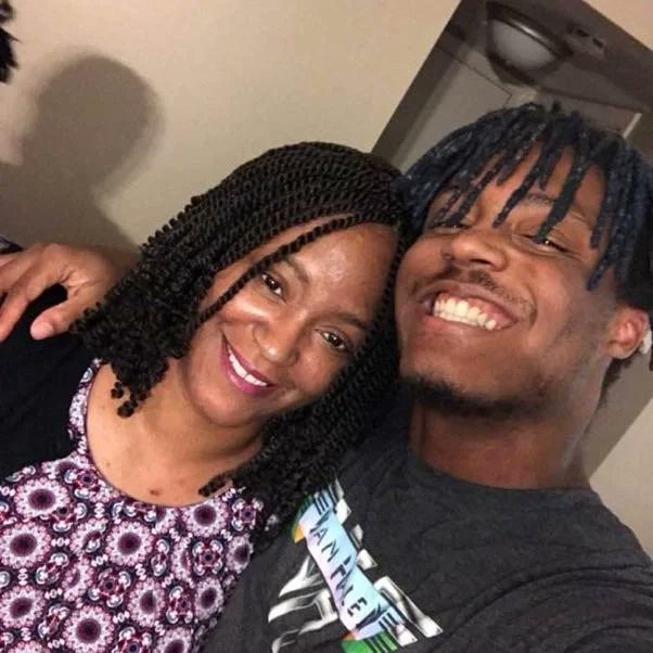 DxoWorlddd's tweet photo. Happy Mothers Day 💕 https://t.co/IWMUnwwPIa